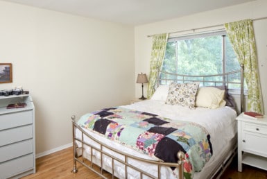 elm bedroom - 1